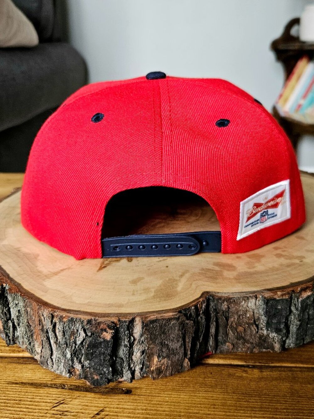 Vintage New England Patriots x Budweiser NFL Snapback – Red/Navy Adjustable Hat - Picture 8 of 13